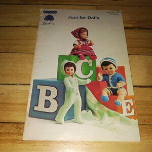 Beehive Patons Just for Dolls Patterns #139 (Beehive Patons #139,1970s)